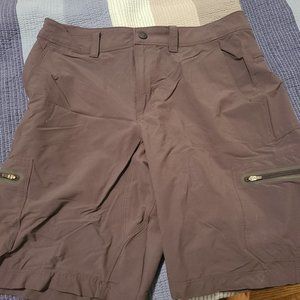 LL Bean Hiking Shorts 32W